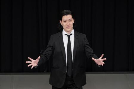 「よしもと粗品劇場」第１回公演を開催した粗品（©吉本興業）