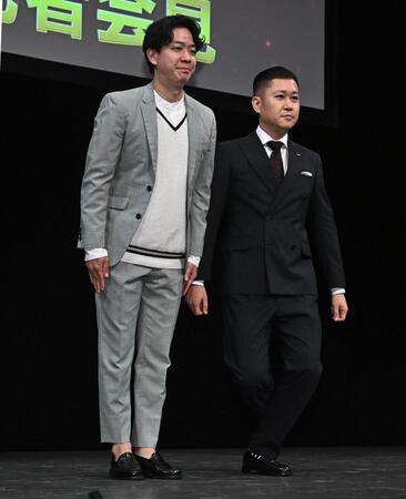 Ｍ１グランプリ２０２６開催会見に登場したドンデコルテの小橋共作（左）と渡辺銀次（撮影・開出牧）
