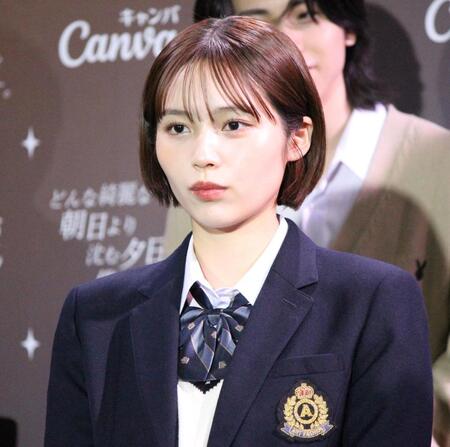 オリジナルドラマ「どんな綺麗な朝日より沈む夕日を僕は推す。」制作発表会に出席した秋田汐梨