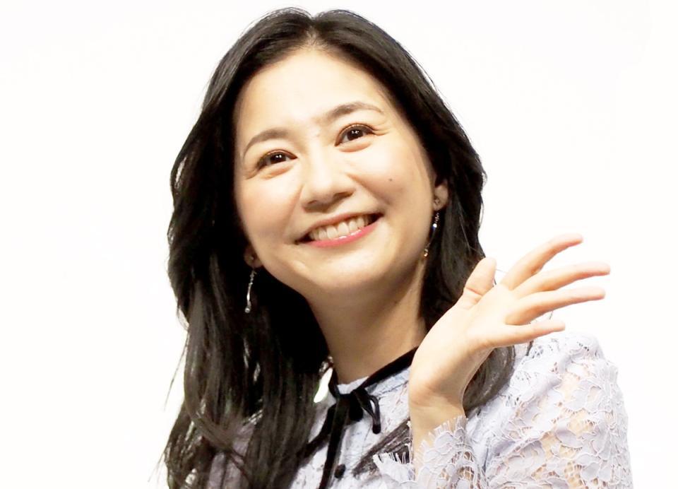 関根麻里