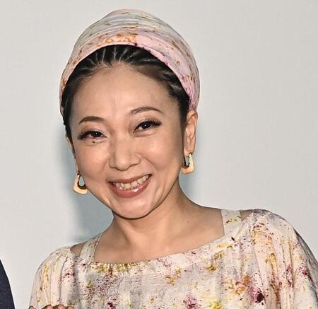 新ＭＣ加入発表会見で笑顔のＭＩＳＩＡ（撮影・開出牧）