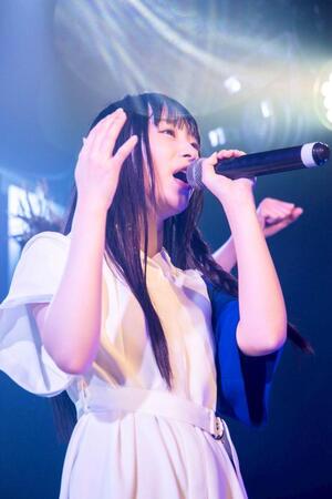 定期公演でパフォーマンスするＢＮＳＩのＬＩＬＩ©２０２６　Ｚｅｓｔ，Ｉｎｃ．