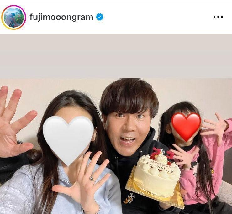長女、次女と。藤本敏史のインスタグラム＠ｆｕｊｉｍｏｏｏｎｇｒａｍより
