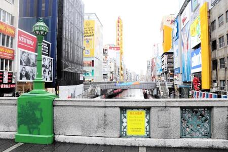道頓堀川への飛び込みを防ぐ道頓堀橋のネットは張られず