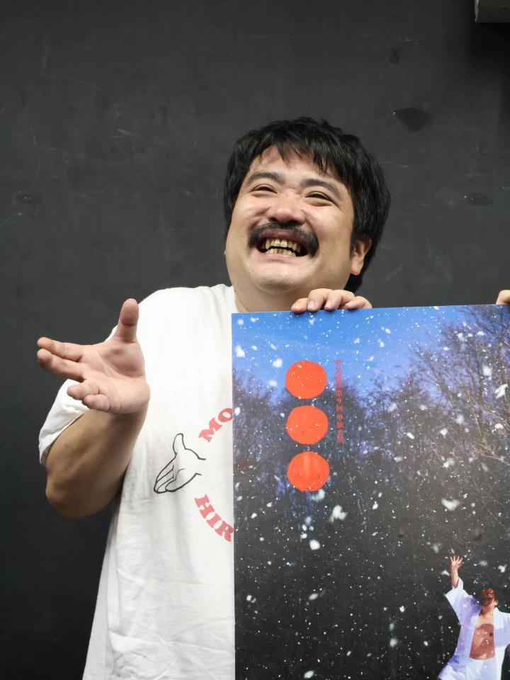 第９回単独公演「●●●（まるまるまる）」取材会に出席した空気階段・鈴木もぐら