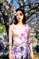 山谷花純写真集「遠距離、現在此。」