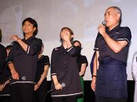 トークで盛り上がる（左から）風間トオル、星乃夢奈、田中要次（撮影・石井剣太郎）