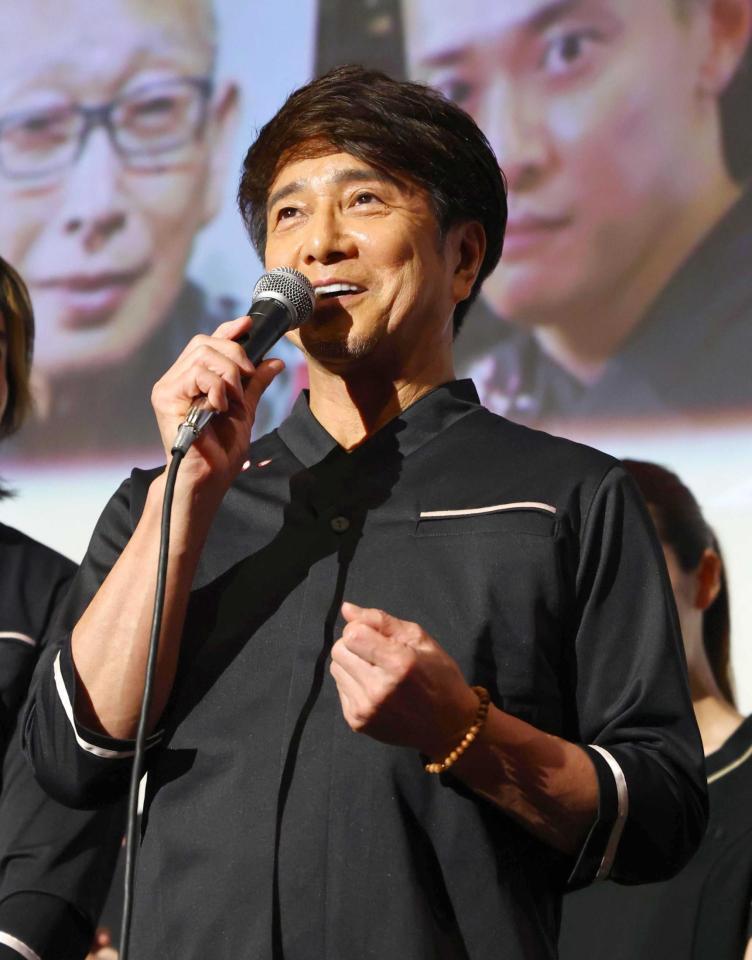 　舞台あいさつに登壇した風間トオル（撮影・石井剣太郎）