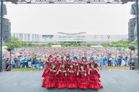 イベントを行った≠ＭＥの（前列左から）蟹沢萌子、鈴木瞳美、冨田菜々風、永田詩央里、谷崎早耶、（後列同）河口夏音、川中子奈月心、尾木波菜、本田珠由記、櫻井もも、落合希来里©ＹＯＡＮＩ／ＫＩＮＧ　ＲＥＣＯＲＤＳ