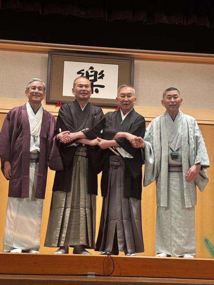 意気込みを語った（左から）桂米團治、笑福亭仁智、桂文枝、桂南光