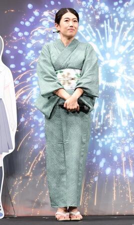 アニメ映画「君と花火と約束と」完成披露試写会に浴衣姿で登場した横澤夏子（撮影・伊藤笙子）