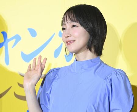 イベントで笑顔をふりまく吉岡里帆（撮影・開出牧）　