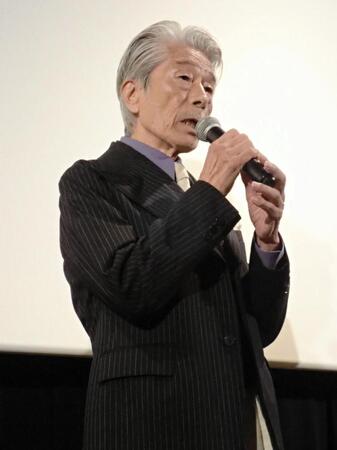 映画「夢物語　Ｔｈｅ　Ｌｉｖｉｎｇ　Ｄｒａｇｏｎ」完成披露上映会に登壇した倉田保昭