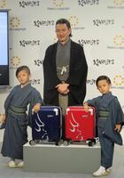 イベントに出席した（左から）中村陽喜、中村獅童、中村夏幹