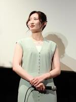映画「夢物語　Ｔｈｅ　Ｌｉｖｉｎｇ　Ｄｒａｇｏｎ」完成披露上映会に登壇した武田梨奈
