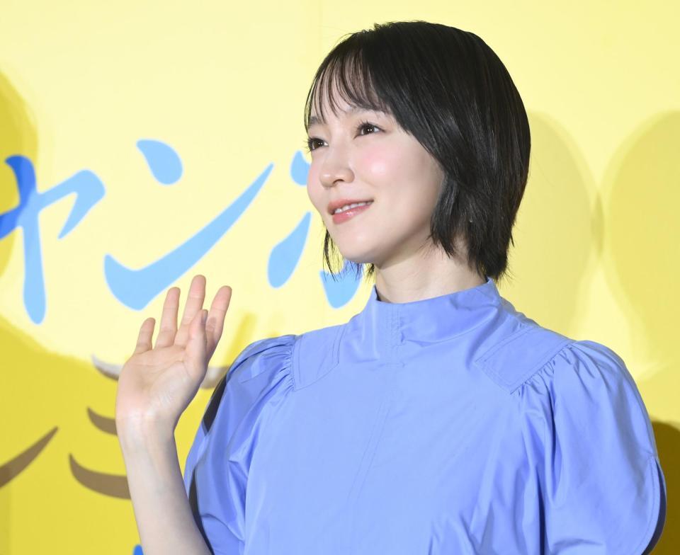 イベントで笑顔をふりまく吉岡里帆（撮影・開出牧）　