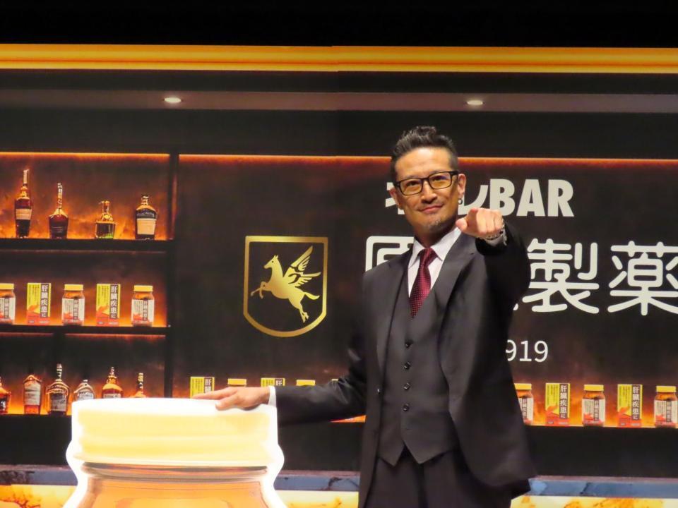 新ＣＭ発表会に出席した松岡昌宏