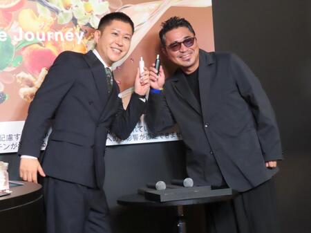イベントに出席した渡辺銀次（左）と石野卓球
