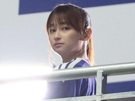 影山優佳