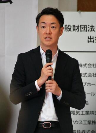 大阪マラソン財団　設立者総会に出席した横山英幸大阪市長