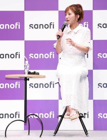 セミナーにゲストとして登場した辻希美（撮影・伊藤笙子）