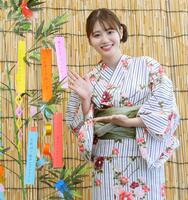浴衣姿を披露した塚本恋乃葉
