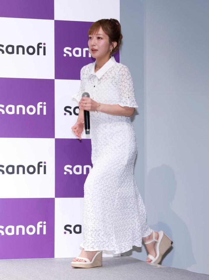 セミナーにゲストとして登場した辻希美（撮影・伊藤笙子）