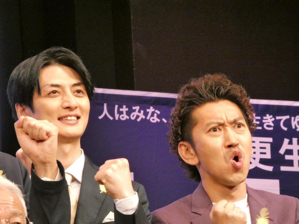 イベントに出席したツートライブのたかのり、周平魂（右）