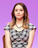 ドラマ「夫婦と１６歳」の制作発表に出席した岡田結実