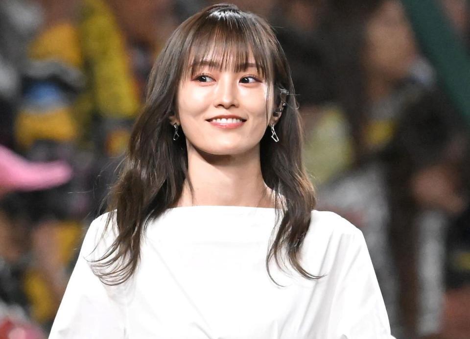 山本彩