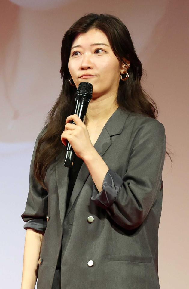 「東京彼女ｐｒｅｓｅｎｔｓ新人女優オーディション２０２６」に登場したヒコロヒー＝２０２６年５月