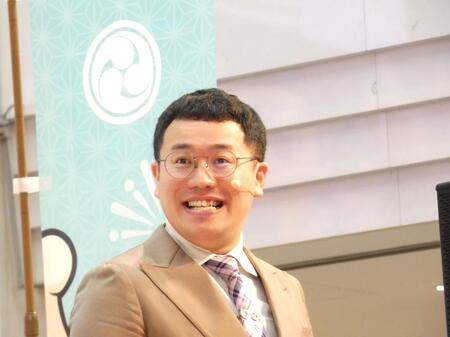 イベントに出席したパーマ大佐
