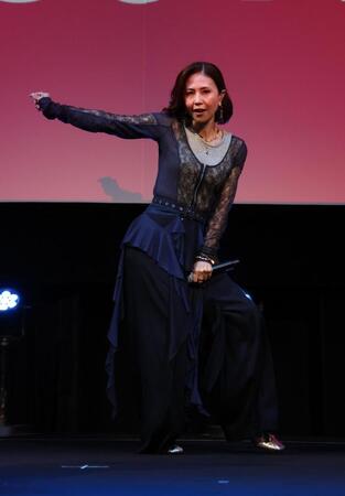 ＭＡＸ　ＮＡＮＡ（撮影・金田祐二）