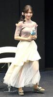 ドラマ「ドライな同期の溺愛癖」の記者会見に出席したＡＫＢ４８の小栗有以