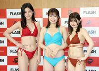 「ミスＦＬＡＳＨ２０２７」オーディションのセミファイナリストに選ばれた（左から）絢瀬桜妃、鈴木瑠莉、白崎優雨（撮影・伊藤笙子）
