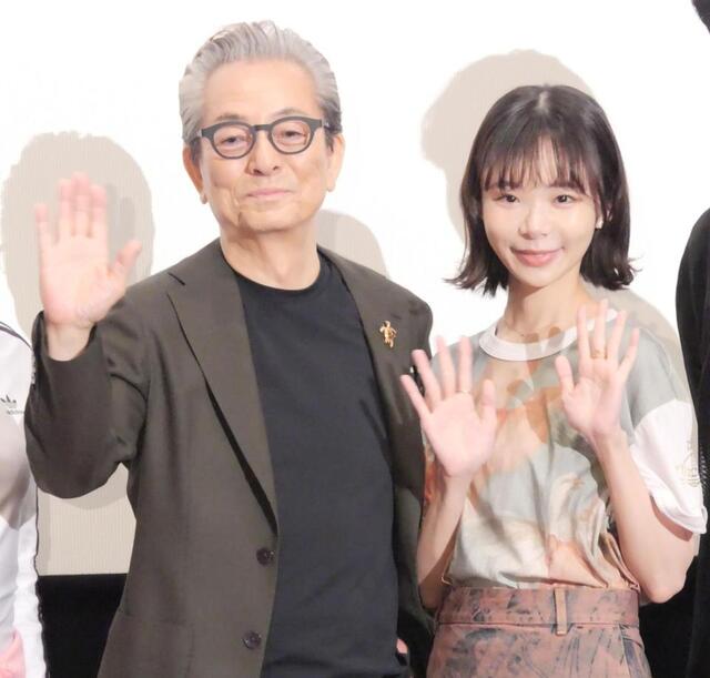 水谷豊&趣里 親子で初のイベ共演 趣里「これは家族会議」父のおとぼけ 水谷豊&趣里 親子で初のイベ共演 趣里「これは家族会議」父のおとぼけ