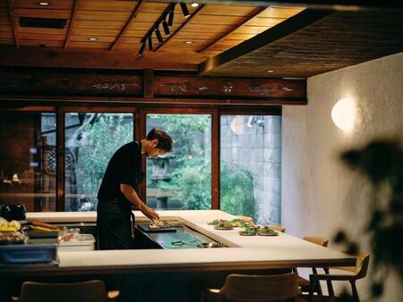 飲食店「ｎｏｄｅｎ．」をオープンする速水もこみち