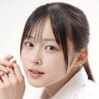 エヴァーグリーン・エンタテイメントに所属する榎本彩乃