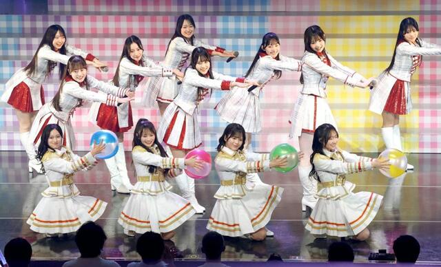 AKB48が19期生昇格記念ライブ センター・伊藤百花「成長を目に