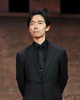 佐藤信介監督