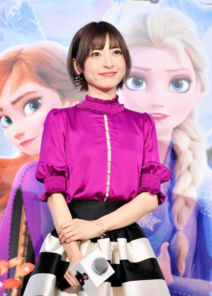 映画「アナと雪の女王２」のイベントに参加した神田沙也加さん＝２０１９年