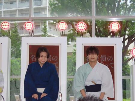ドラマ制作発表に出席した高松アロハ（右）と綱啓永