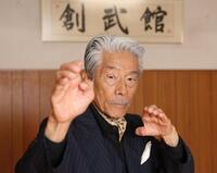 ８０歳現役で活躍するアクション俳優・倉田保昭（撮影・佐々木彰尚）