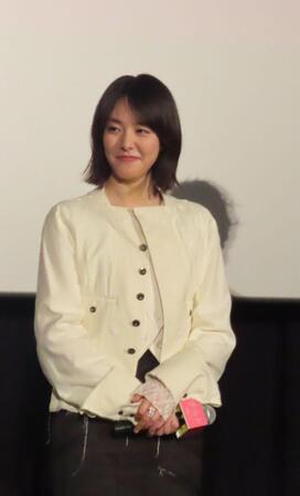 映画「チルド」の舞台あいさつに出席した唐田えりか