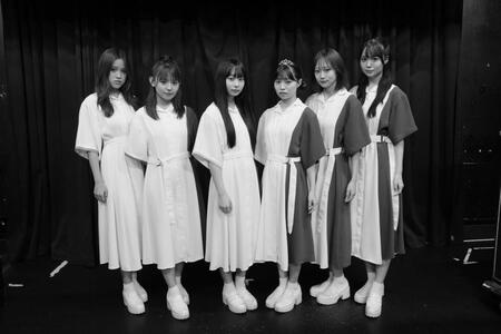 ＢＮＳＩの（左から）ＹＵＩ、ＬＩＳＡ、ＬＩＬＩ、ＡＩ、ＭＡＹＡ、ＲＥＩ©２０２６　Ｚｅｓｔ，Ｉｎｃ．