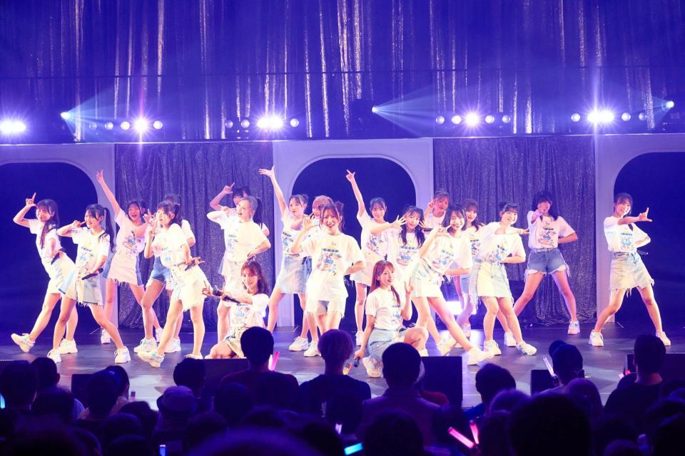 １５周年記念ライブツアーの大阪公演を行ったＨＫＴ４８（Ｃ）Ｍｅｒｃｕｒｙ