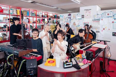 ＮＨＫ　「ｔｉｎｙ　ｄｅｓｋ　ｃｏｎｃｅｒｓｔ　ＪＡＰＡＮ」に出演したいきものがかり