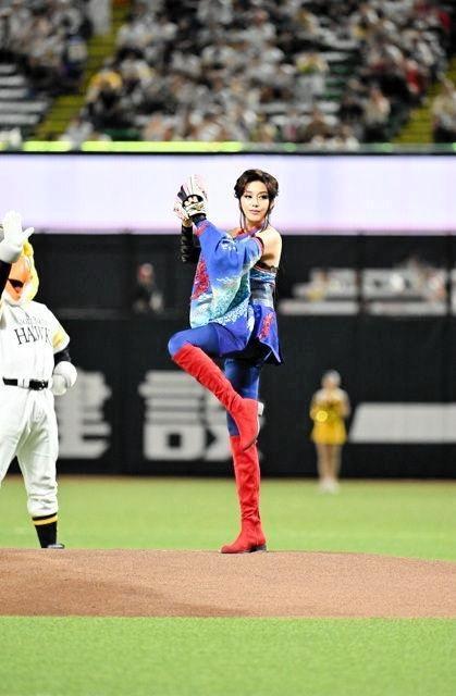 セレモニアルピッチを行った藤原紀香（提供）