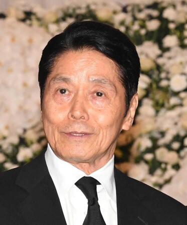 　峰竜太