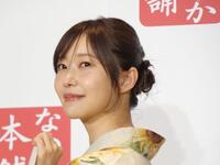 自慢のうなじを披露する指原莉乃